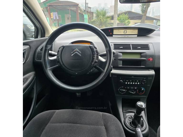 CITROËN - C4 - 2013/2013 - Branca - R$ 34.900,00