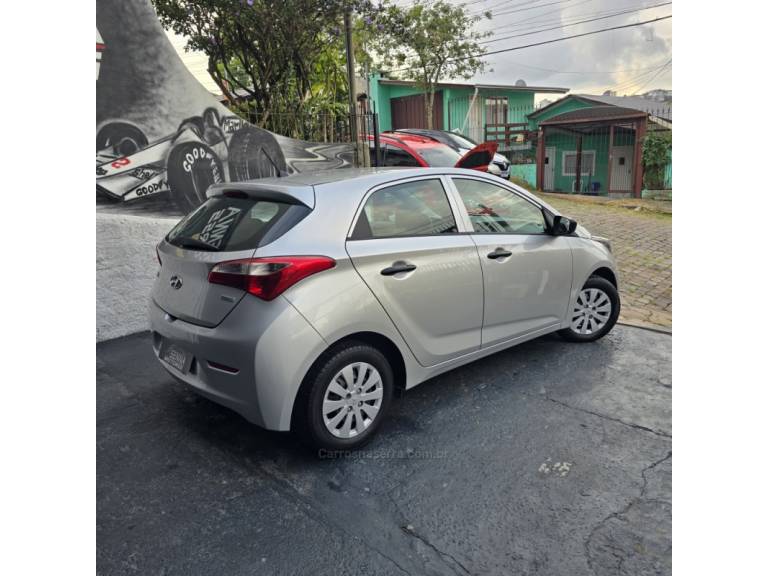 HYUNDAI - HB20 - 2013/2013 - Prata - R$ 39.800,00
