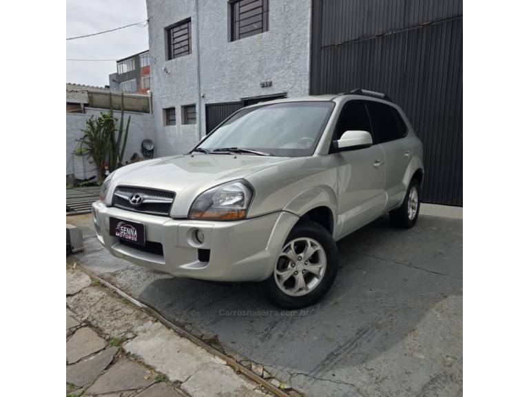 HYUNDAI - TUCSON - 2013/2013 - Prata - R$ 48.500,00
