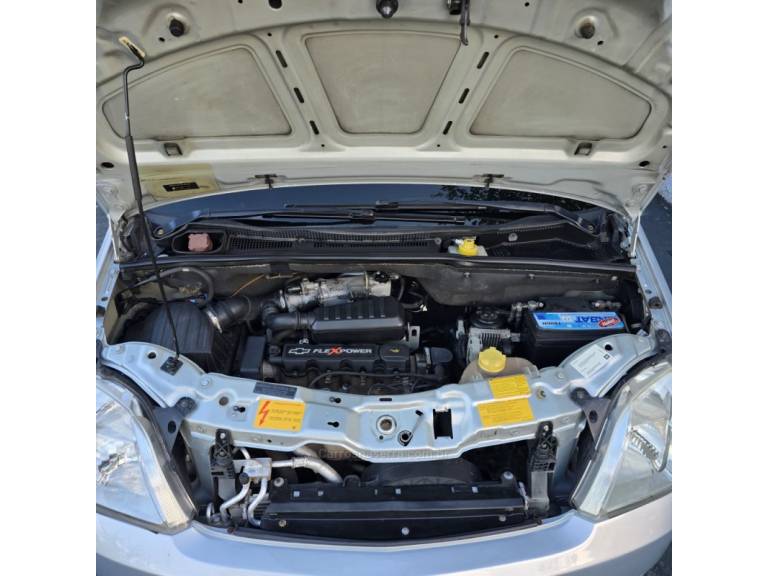 CHEVROLET - MERIVA - 2005/2005 - Prata - R$ 25.800,00