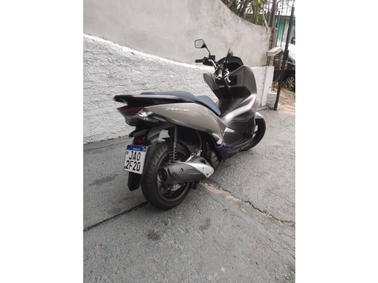 HONDA - PCX - 2021/2021 - Azul - R$ 17.900,00