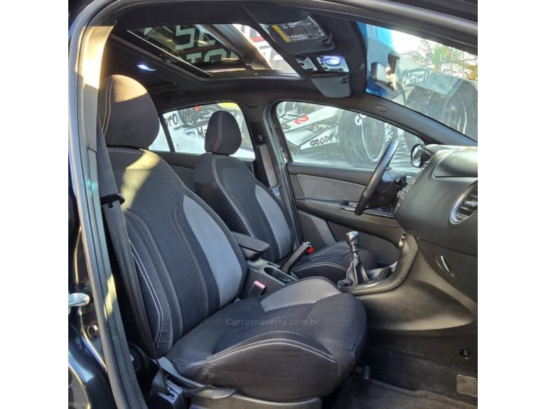 FIAT - BRAVO - 2016/2016 - Preta - R$ 56.900,00