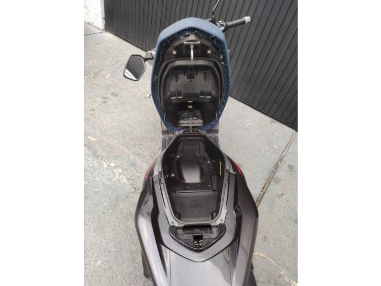 HONDA - PCX - 2021/2021 - Azul - R$ 17.900,00