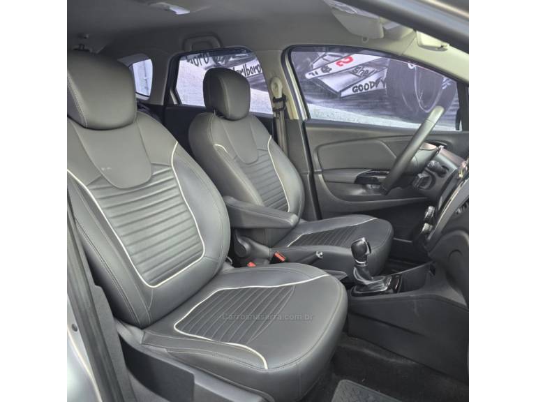 RENAULT - CAPTUR - 2019/2019 - Prata - R$ 69.900,00
