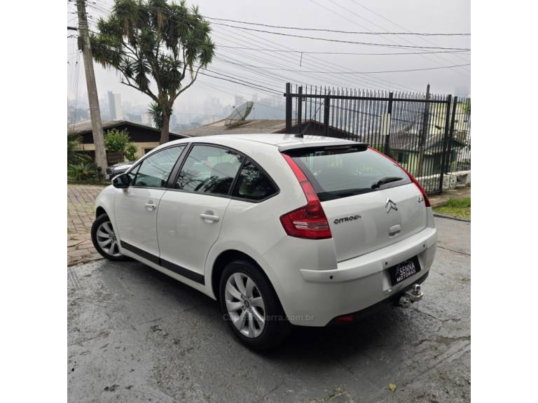 CITROËN - C4 - 2013/2013 - Branca - R$ 34.900,00