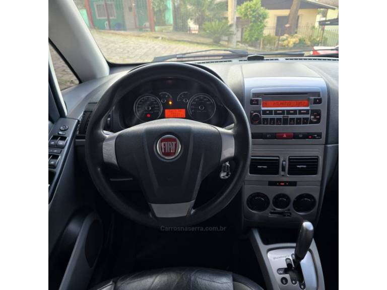FIAT - IDEA - 2011/2011 - Vermelha - R$ 33.500,00