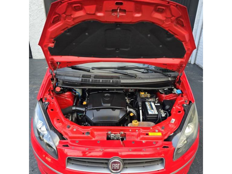 FIAT - IDEA - 2011/2011 - Vermelha - R$ 33.500,00