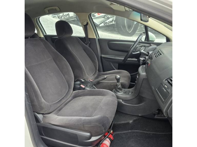CITROËN - C4 - 2013/2013 - Branca - R$ 34.900,00