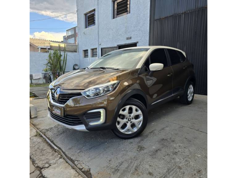 RENAULT - CAPTUR - 2018/2018 - Marrom - R$ 69.900,00