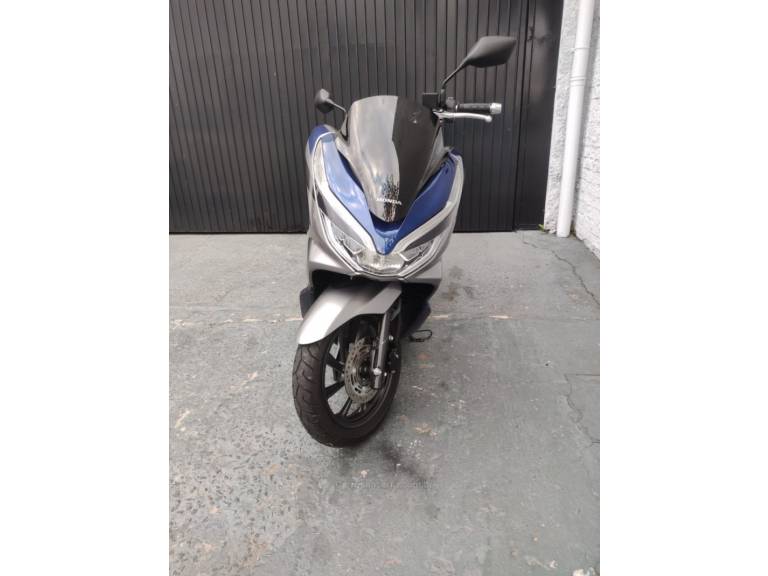 HONDA - PCX - 2021/2021 - Azul - R$ 17.900,00