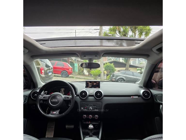 AUDI - A1 - 2011/2011 - Cinza - R$ 57.900,00