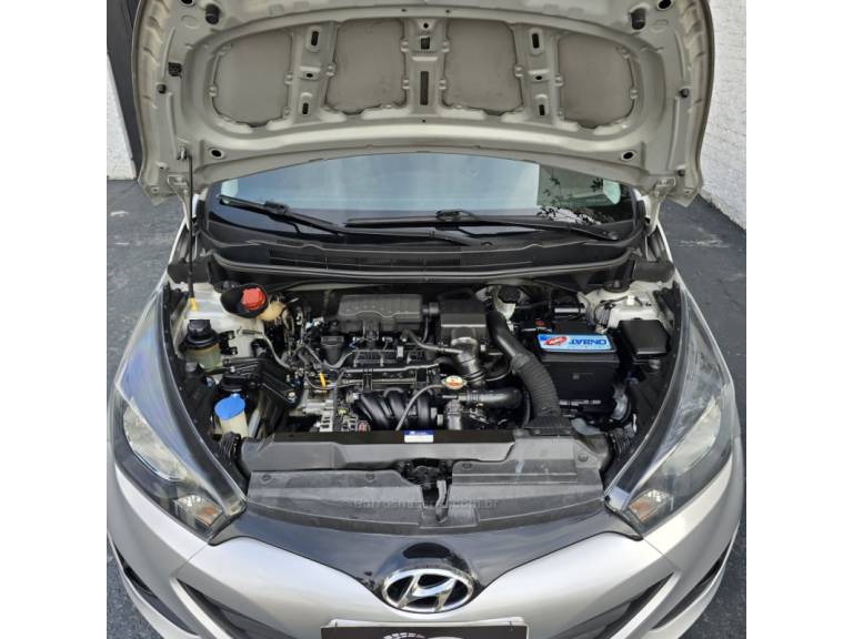 HYUNDAI - HB20 - 2013/2013 - Prata - R$ 39.800,00