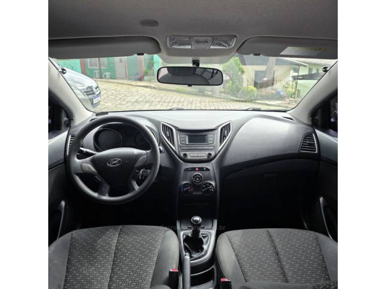 HYUNDAI - HB20 - 2017/2017 - Prata - R$ 47.900,00