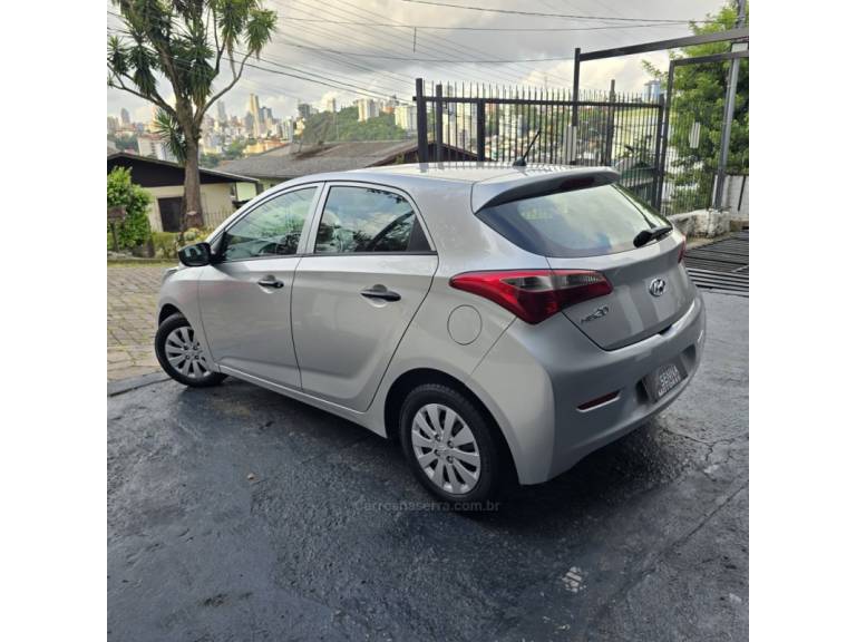 HYUNDAI - HB20 - 2013/2013 - Prata - R$ 39.800,00