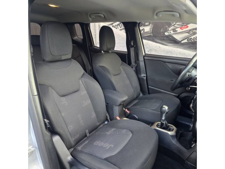 JEEP - RENEGADE - 2016/2016 - Prata - R$ 70.900,00